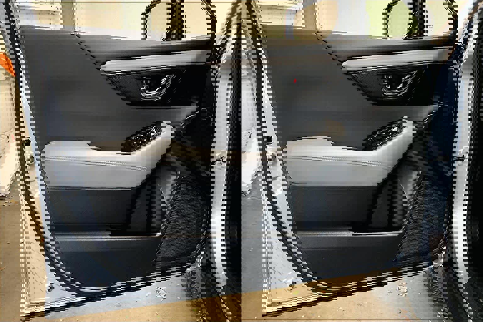 Used 2022 Subaru Outback Premium image 25