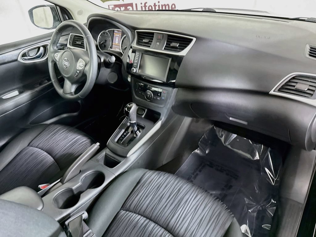 Used 2019 Nissan Sentra SV w/ Special Edition Package FWD image 30