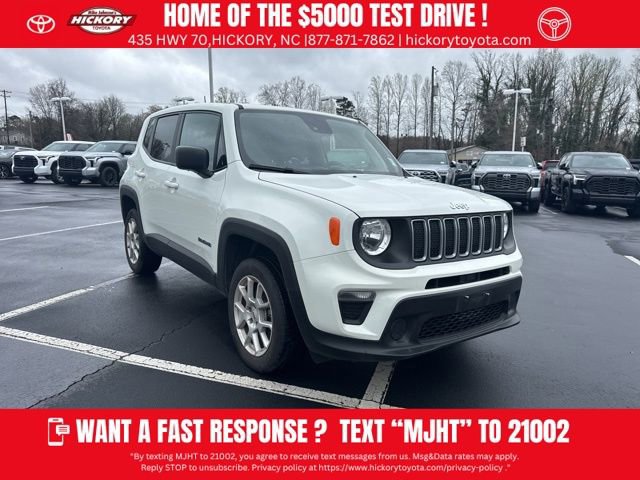 Used 2023 Jeep Renegade Latitude image 1