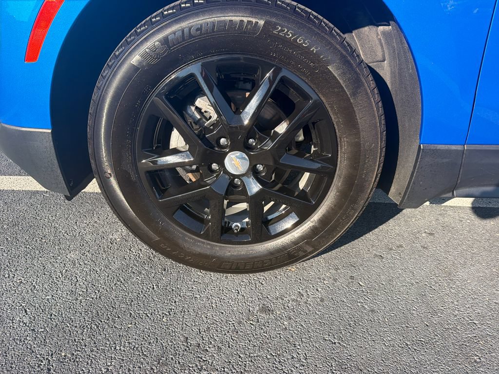 Used 2024 Chevrolet Equinox LT FWD image 10
