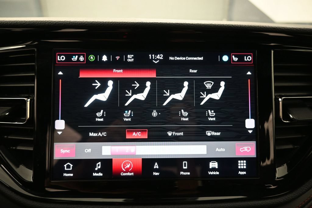Used 2025 Dodge Durango R/T AWD/4WD image 9