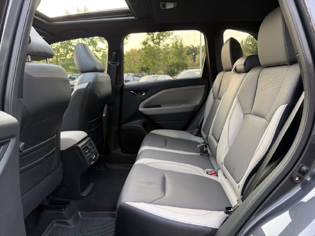 Used 2025 Subaru Forester Limited w/ Popular Package #2 AWD/4WD image 13