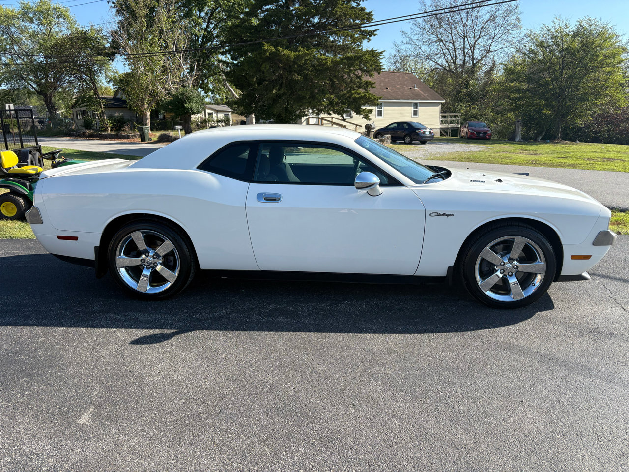Used 2009 Dodge Challenger R/T w/ Sound Group image 4