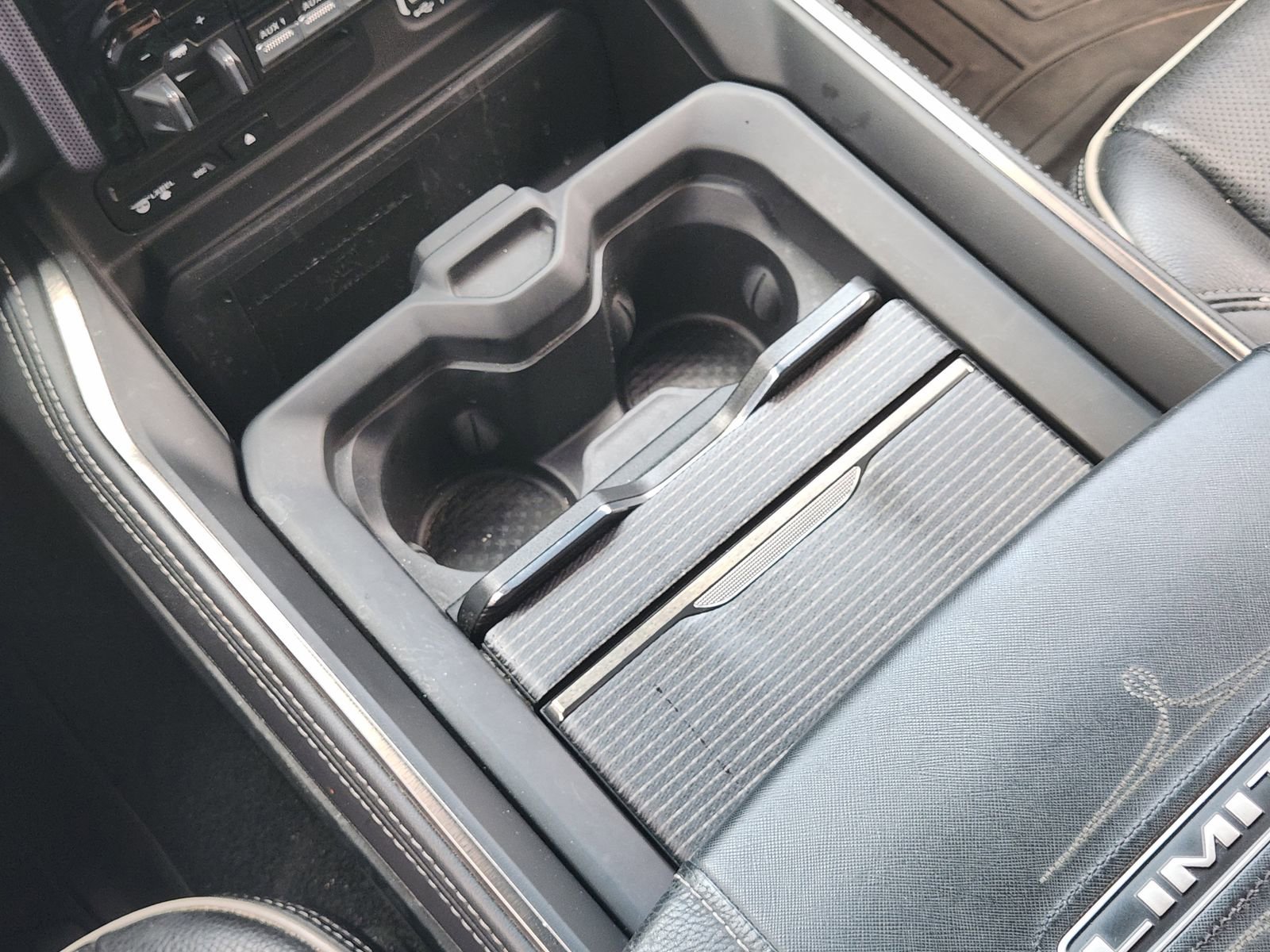 Used 2019 RAM 2500 Limited AWD/4WD image 22