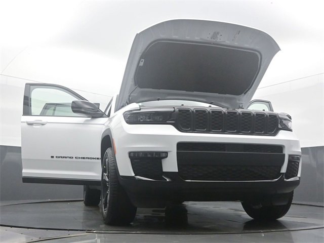New 2025 Jeep Grand Cherokee L Limited image 59