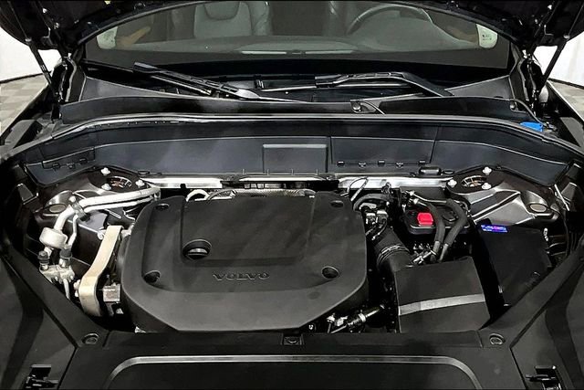 Used 2024 Volvo XC90 B6 Plus image 9