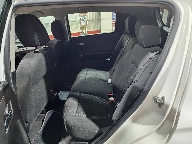 Used 2016 Chevrolet Sonic LT FWD image 9