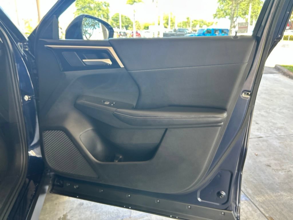 Used 2024 Mitsubishi Outlander FWD image 28