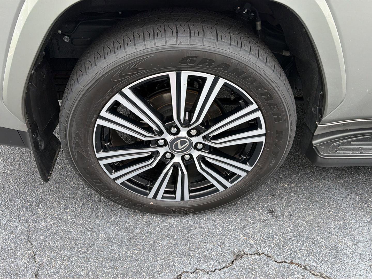 Certified 2025 Lexus LX 700h Luxury w/ Appearance Package AWD/4WD image 42
