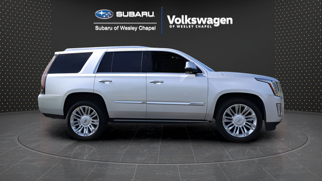 Used 2020 Cadillac Escalade Platinum AWD/4WD image 9