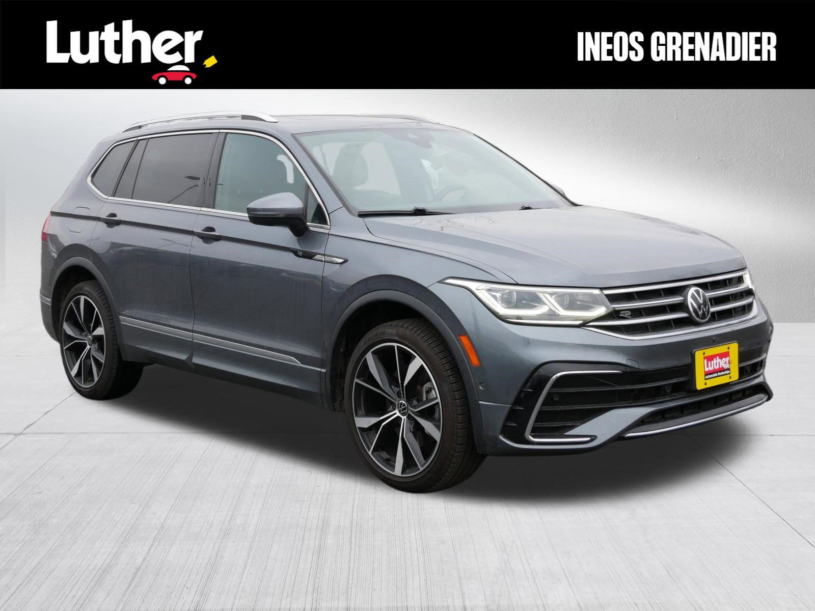 Used 2022 Volkswagen Tiguan SEL R-Line image 1