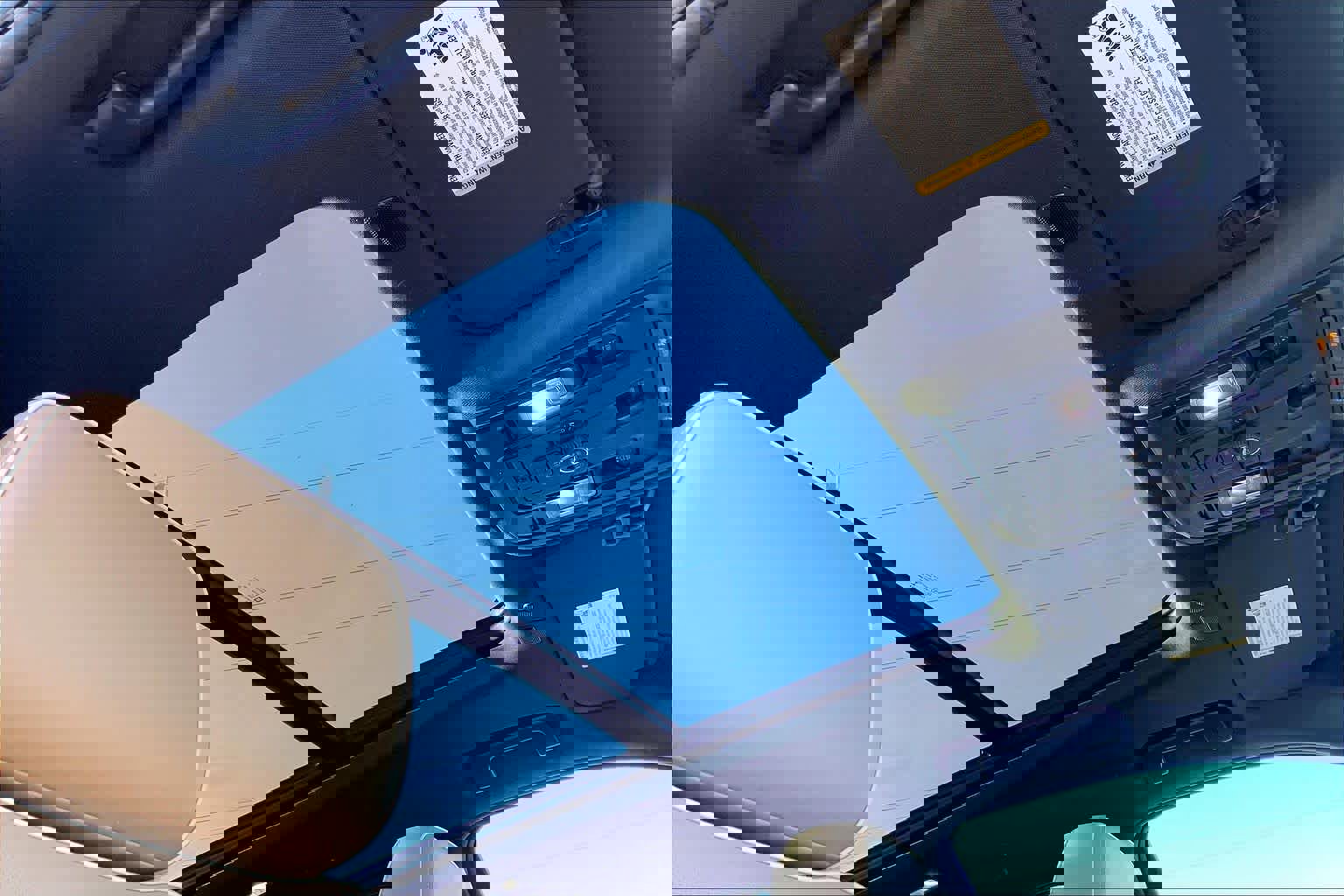 Used 2021 Chevrolet Suburban Premier w/ Premium Package image 14