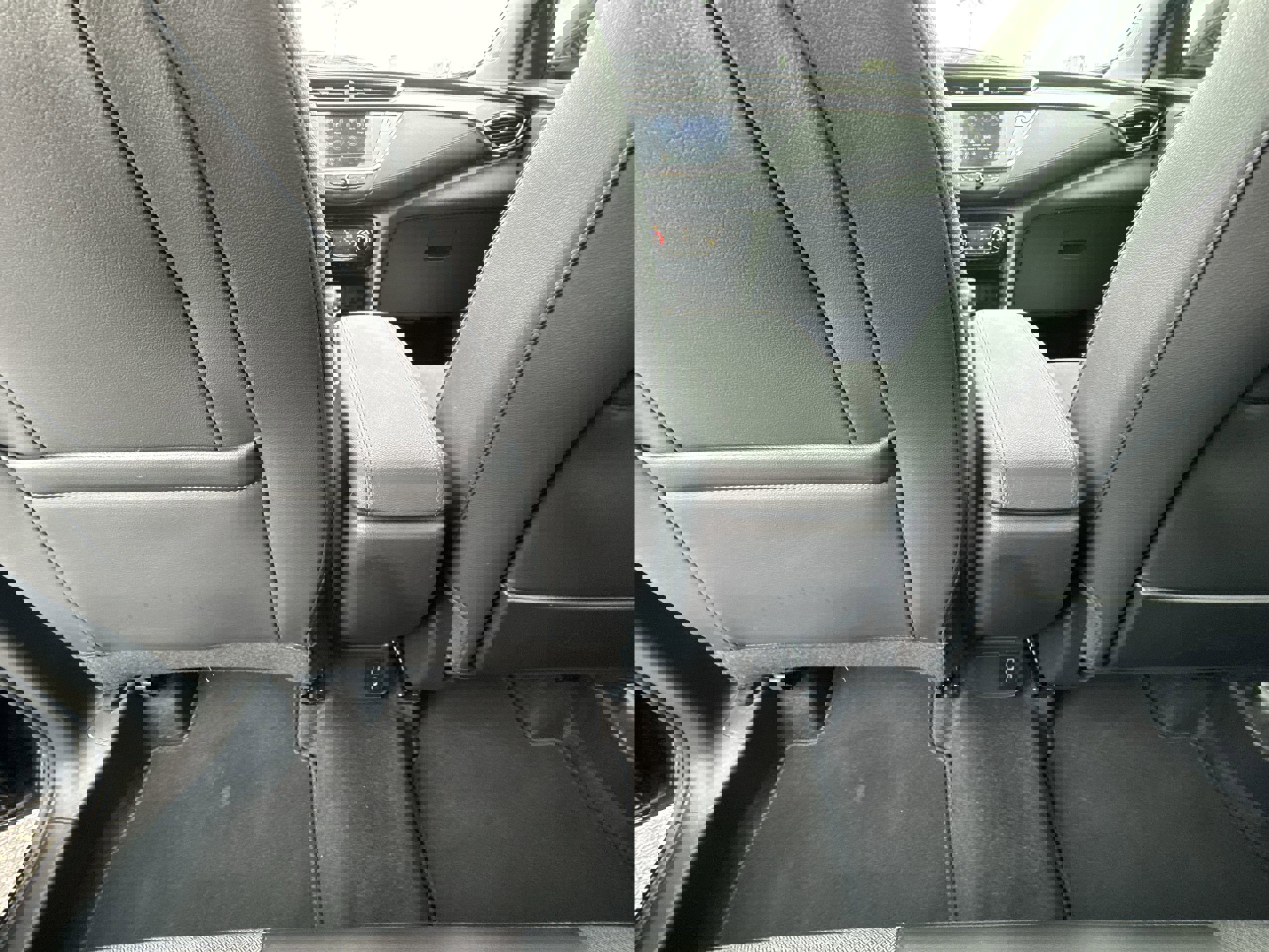 Used 2023 Buick Encore GX Preferred w/ Cold Weather Comfort Package image 22