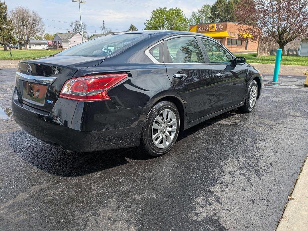 Used 2013 Nissan Altima 2.5 S FWD image 7