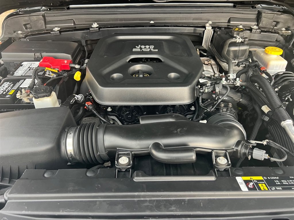 Used 2020 Jeep Wrangler Unlimited Sport S AWD/4WD image 36