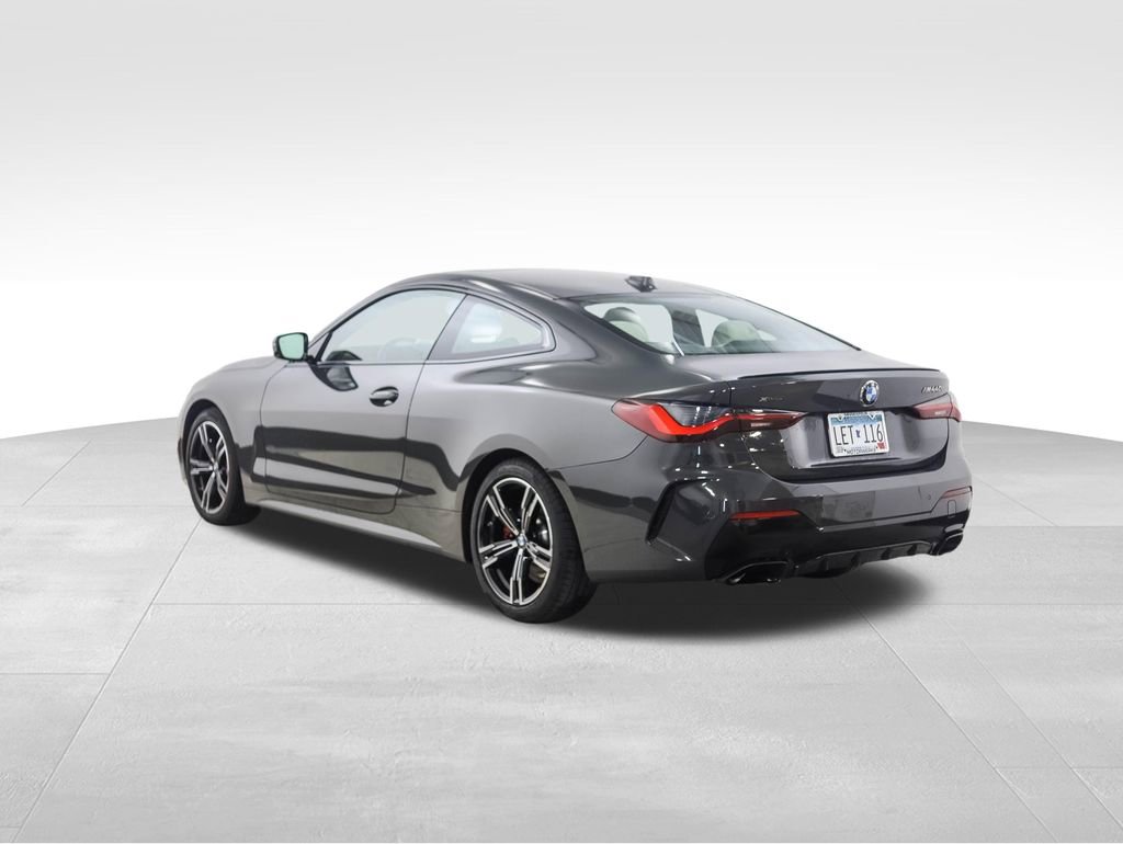 Used 2024 BMW 440i xDrive Coupe w/ Premium Package image 3