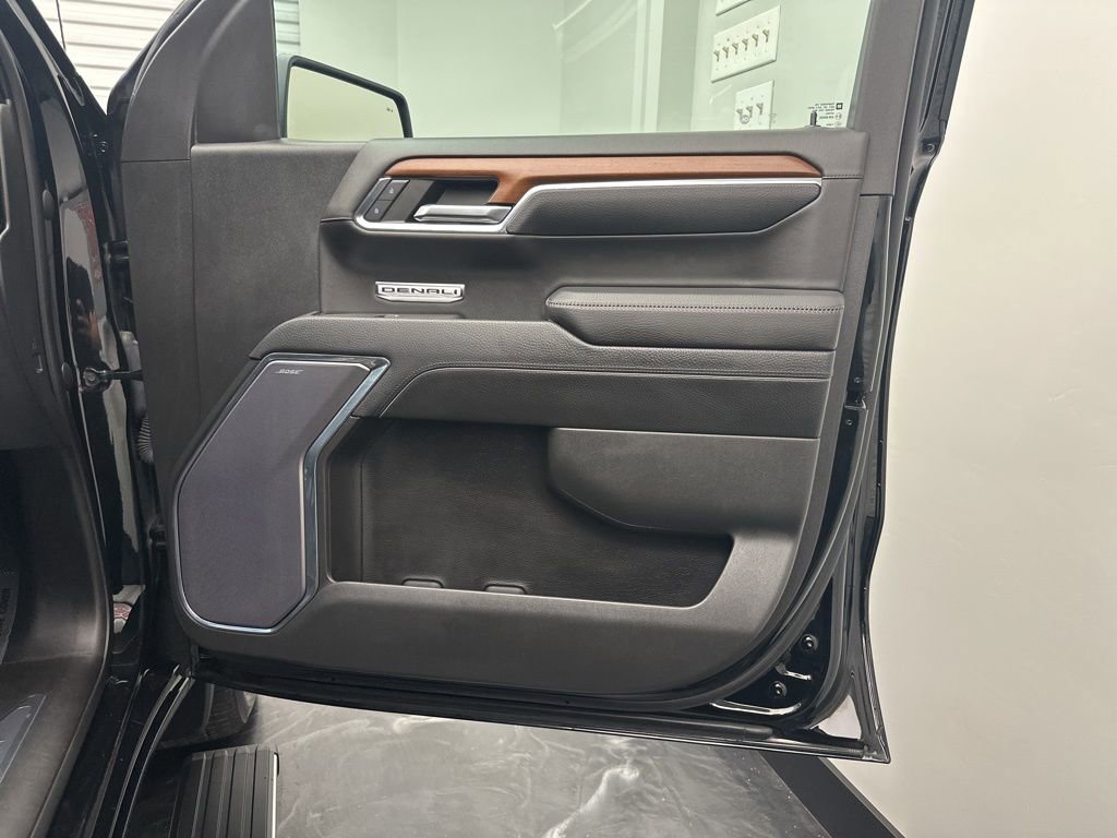 Used 2023 GMC Sierra 1500 Denali w/ Denali Reserve Package image 10