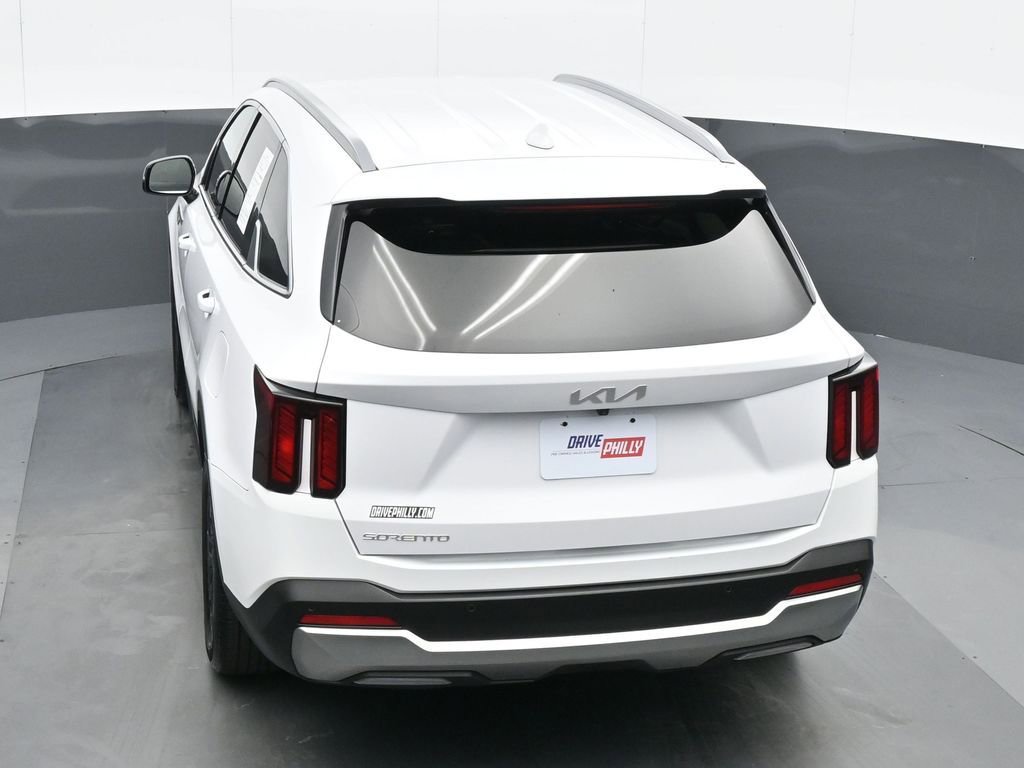 Used 2024 Kia Sorento S image 20