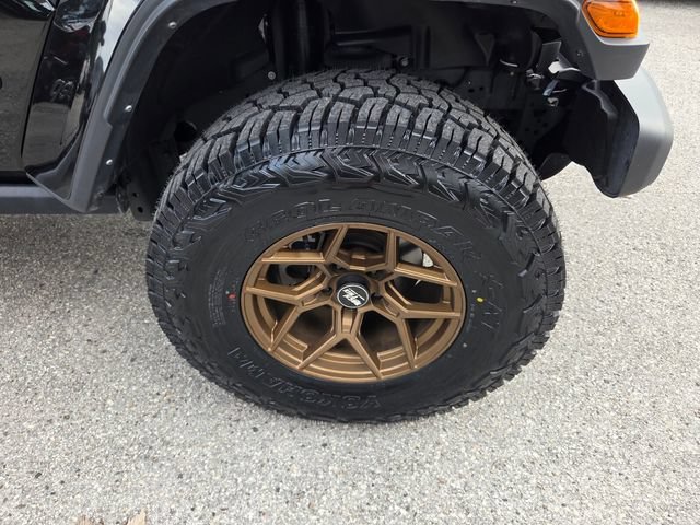 Used 2024 Jeep Gladiator Sport AWD/4WD image 17