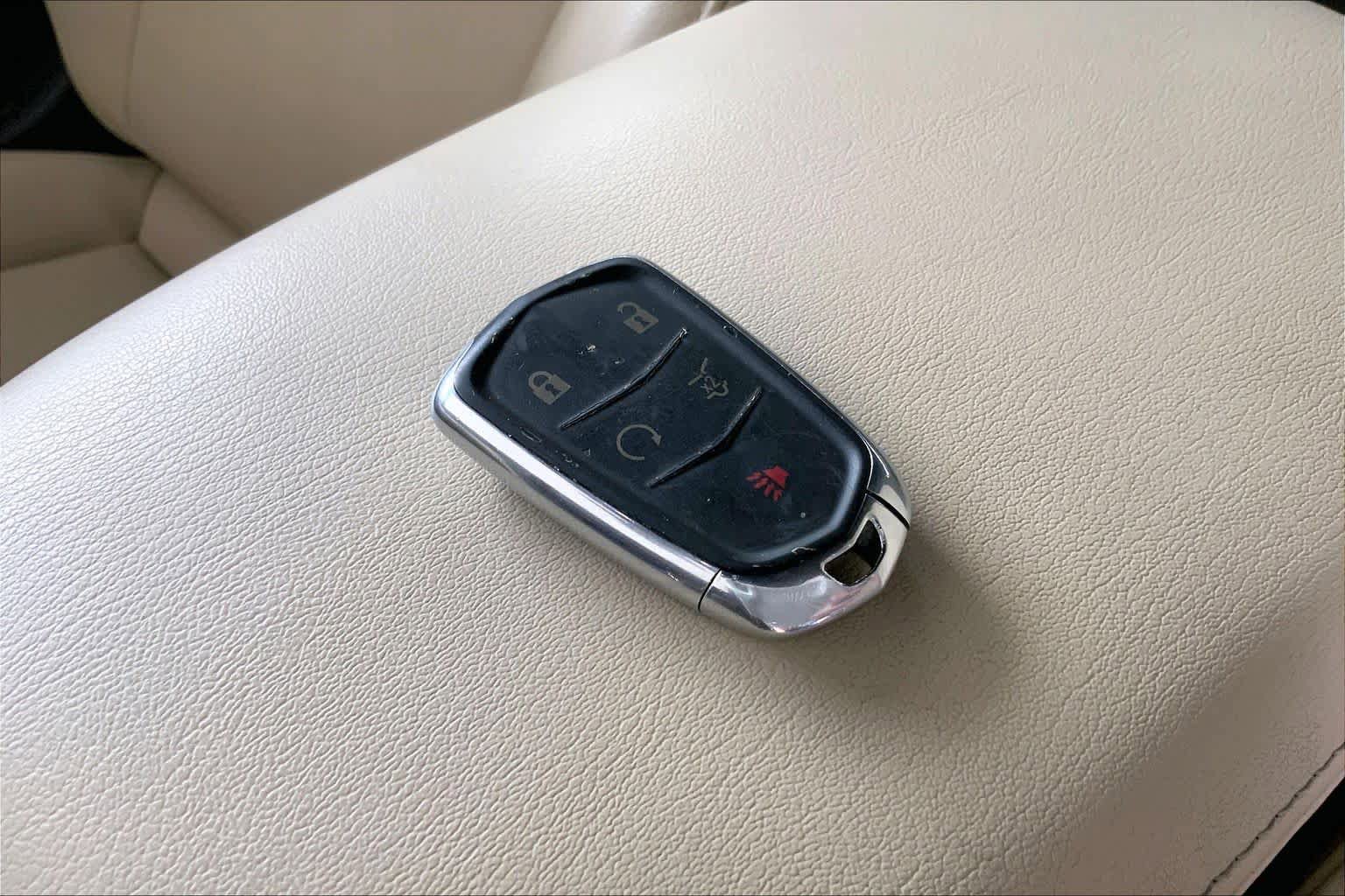 Used 2017 Cadillac XT5 FWD image 15