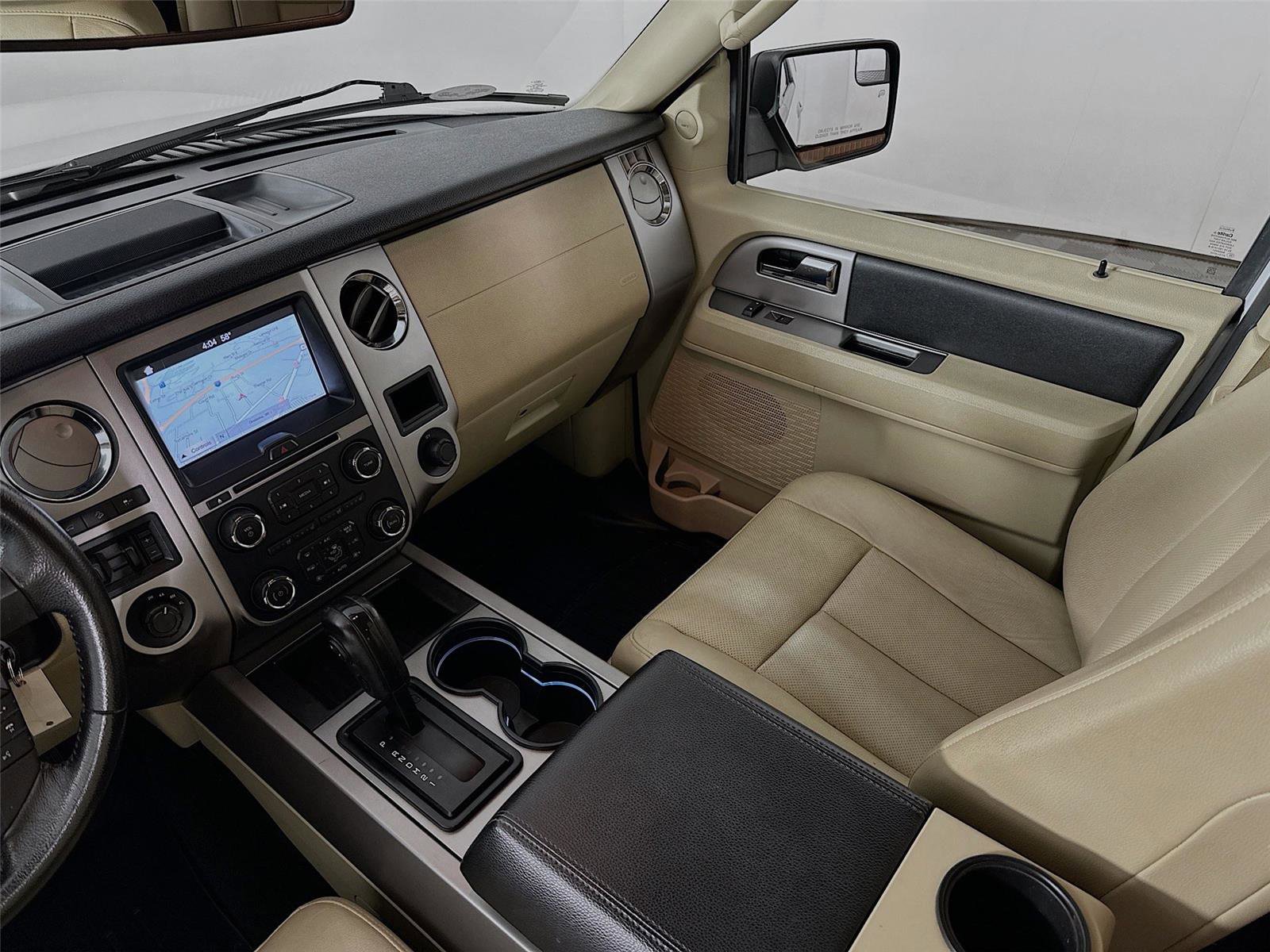 Used 2017 Ford Expedition EL XLT w/ Equipment Group 202A AWD/4WD image 25