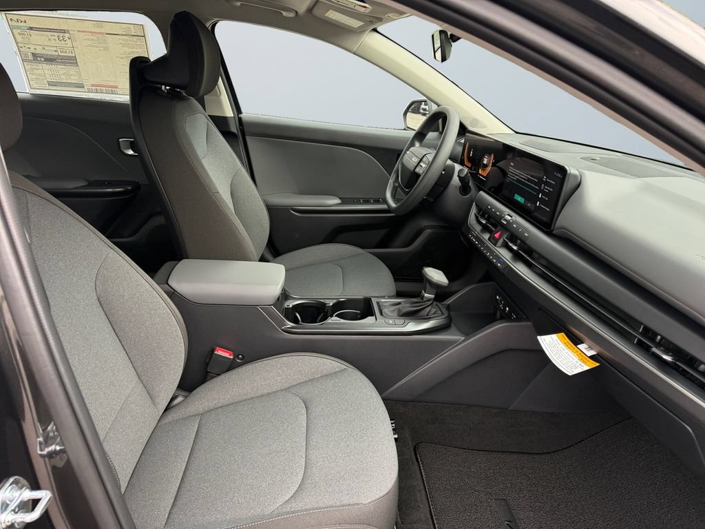 New 2026 Kia K4 FWD image 15