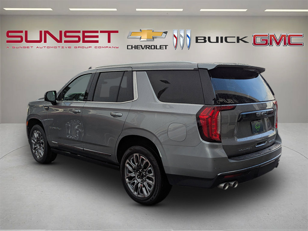 Certified 2023 GMC Yukon Denali Ultimate w/ LPO, Floor Liner Package AWD/4WD image 5