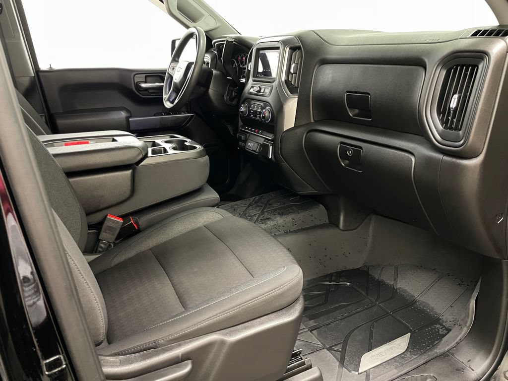 Certified 2024 Chevrolet Silverado 1500 Custom AWD/4WD image 36