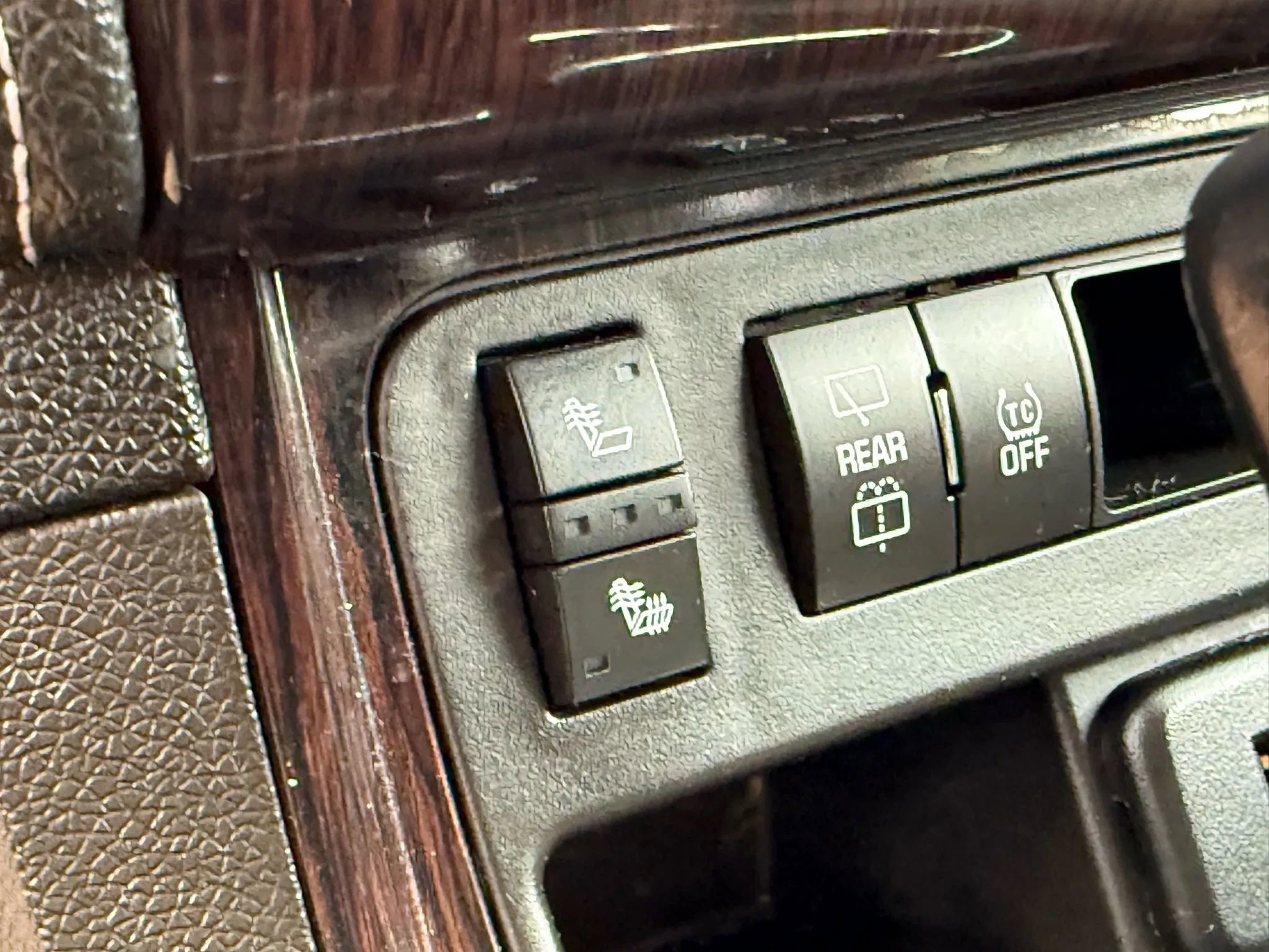 Used 2017 Chevrolet Traverse LT w/ Style and Technology Package image 23