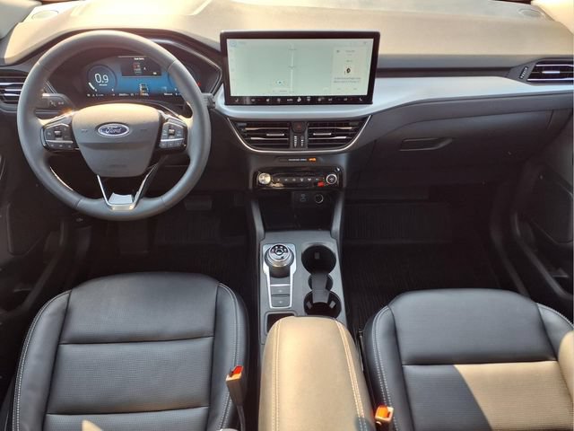 Used 2023 Ford Escape Platinum AWD/4WD image 16