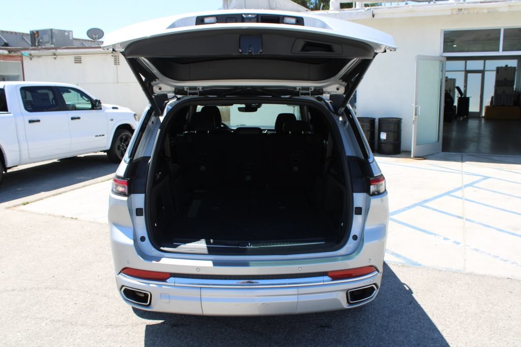 Used 2021 Jeep Grand Cherokee L Overland AWD/4WD image 12