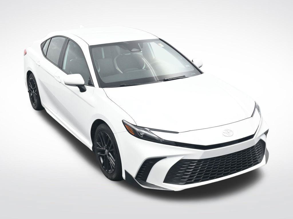 Used 2025 Toyota Camry SE FWD image 23