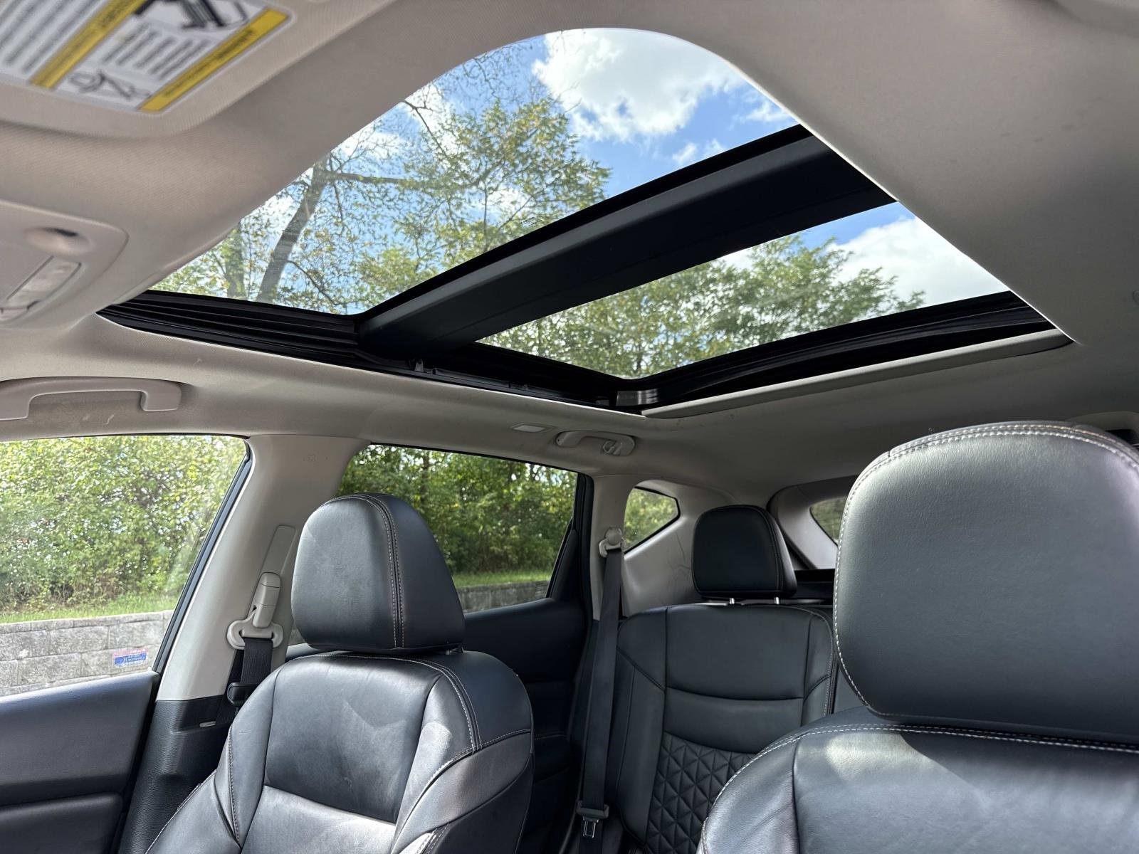 Used 2023 Nissan Murano Platinum w/ Cargo Package image 9