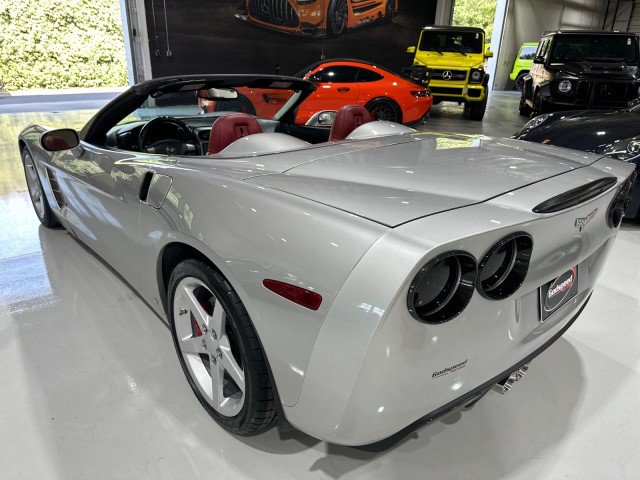 Used 2006 Chevrolet Corvette Convertible w/ Preferred Equipment Group RWD image 31