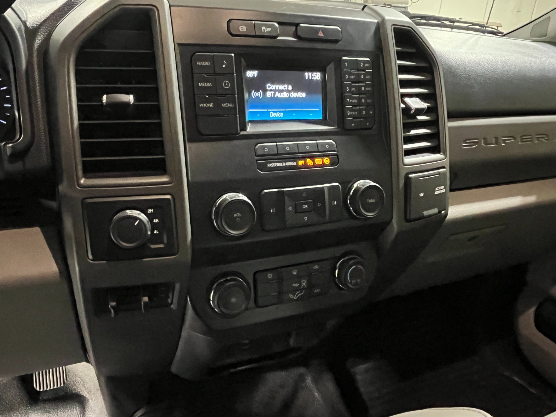 Used 2019 Ford F450 XL w/ XL Value Package AWD/4WD image 24