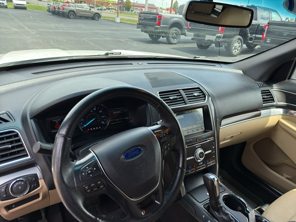 Used 2017 Ford Explorer Limited AWD/4WD image 14