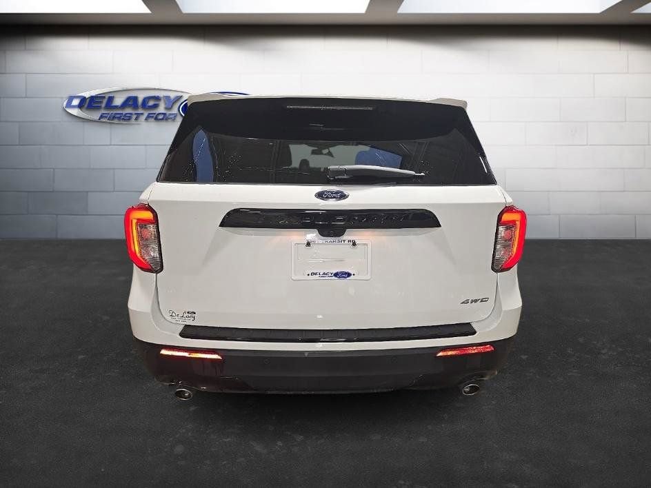 Used 2023 Ford Explorer ST-Line image 4