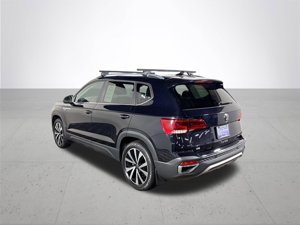 Used 2022 Volkswagen Taos SE w/ Panoramic Sunroof Package AWD/4WD image 8