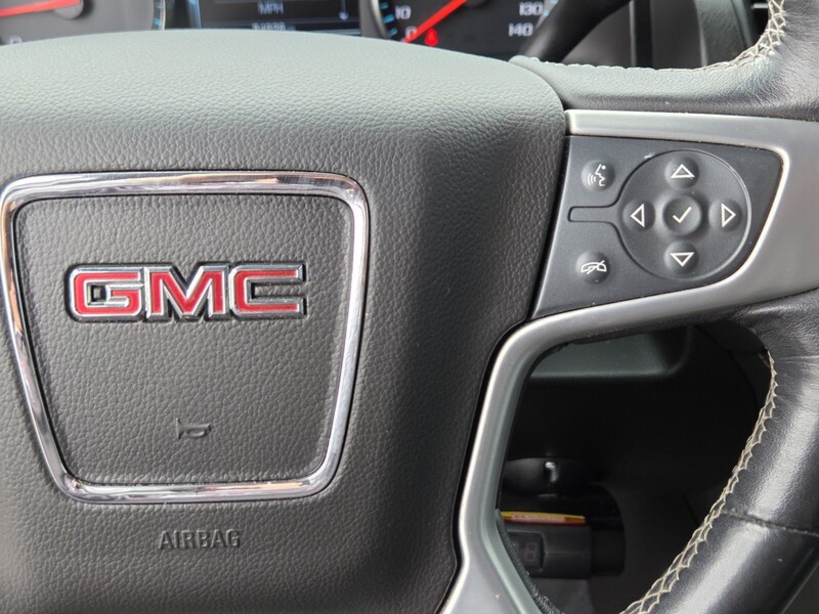 Used 2019 GMC Yukon XL SLT AWD/4WD image 28