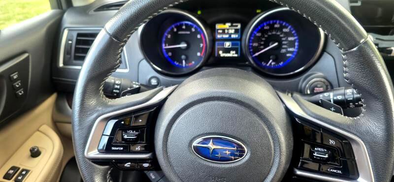 Used 2018 Subaru Outback 2.5i Limited image 16