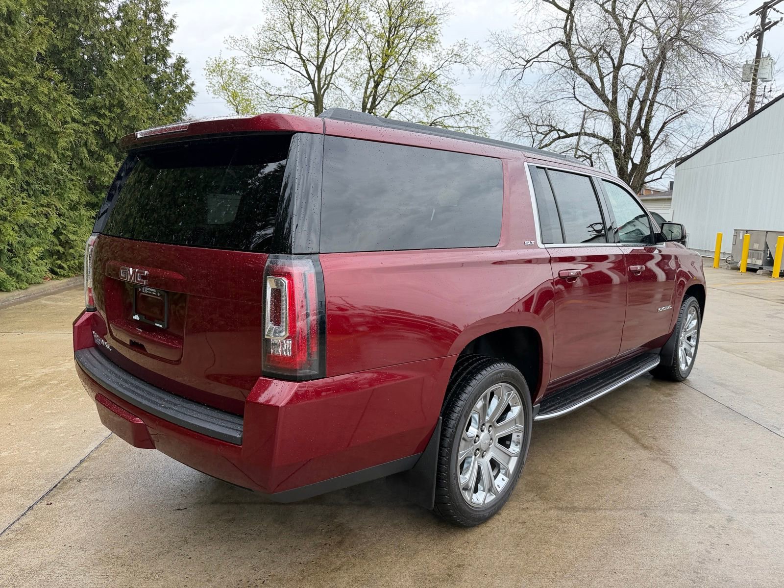 Used 2020 GMC Yukon XL SLT w/ Open Road Package image 32