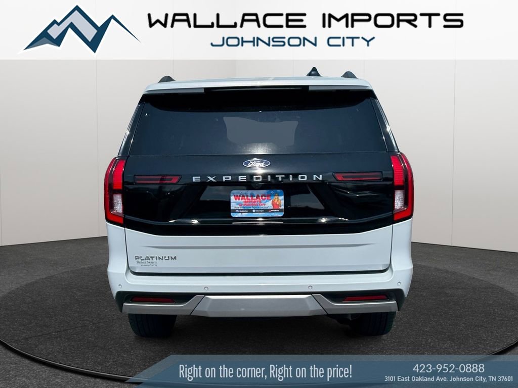 Used 2025 Ford Expedition Platinum AWD/4WD image 4