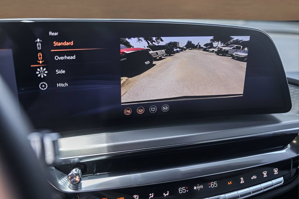 Certified 2024 Cadillac Lyriq Sport AWD/4WD image 15