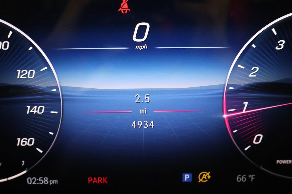 Certified 2025 Mercedes-Benz GLC 300 image 17