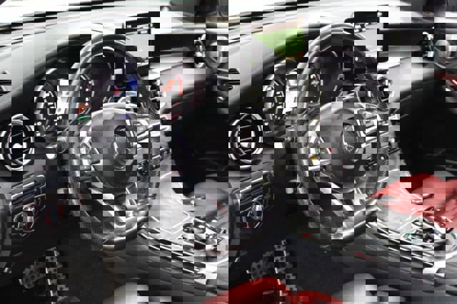 Used 2018 Mercedes-Benz GLC 300 4MATIC w/ AMG Line image 13