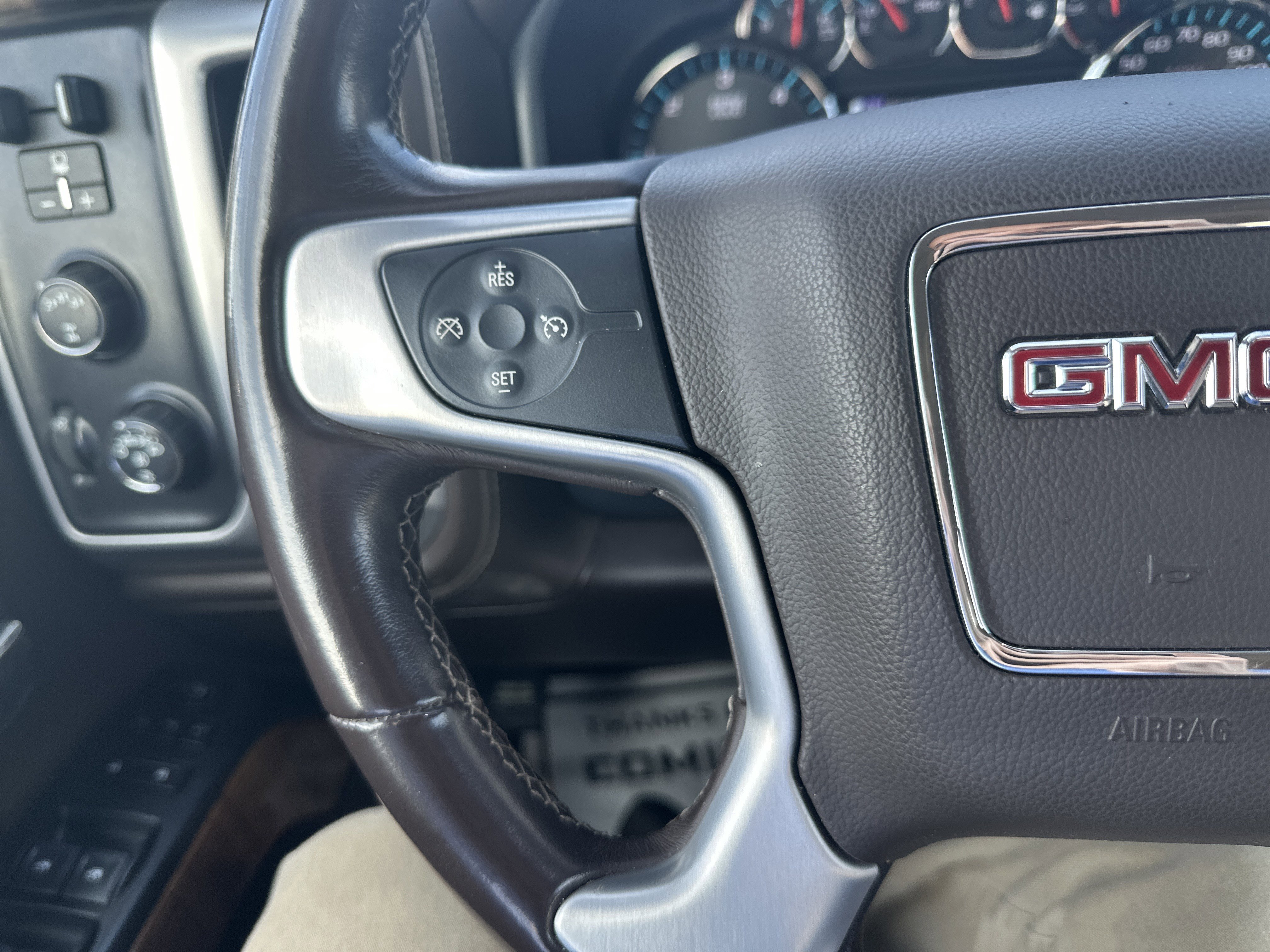 Used 2019 GMC Sierra 2500 SLT w/ Suspension Package, Off-Road image 18