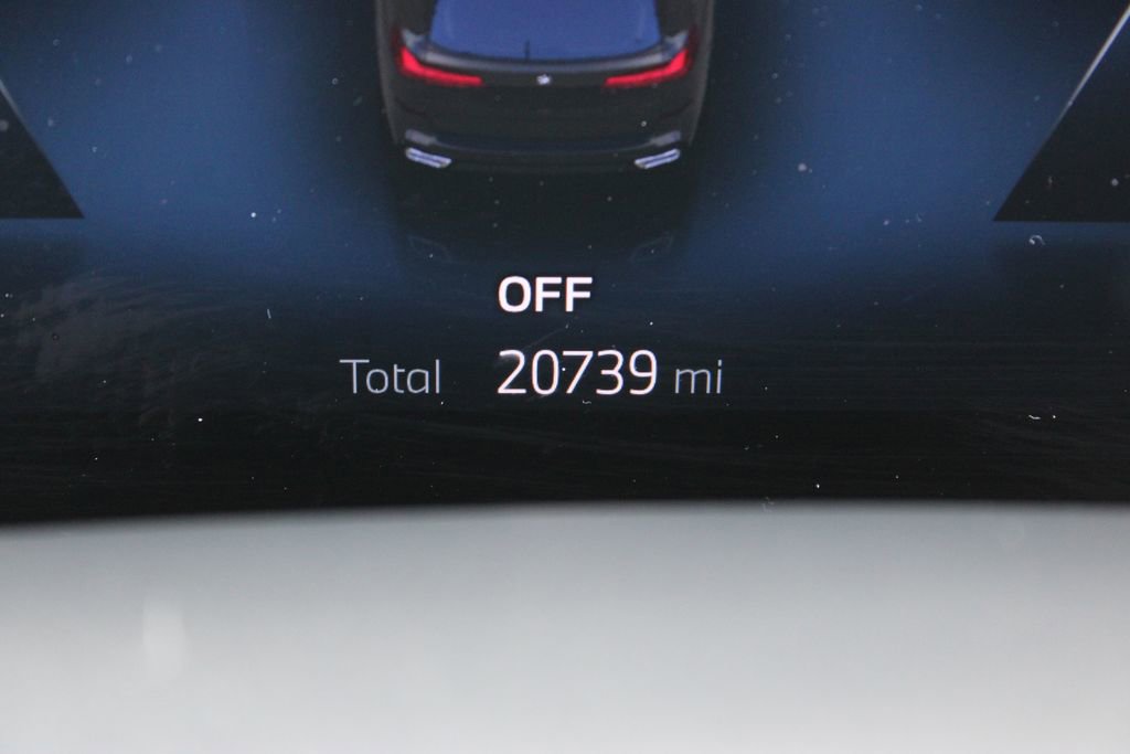 Used 2024 BMW X5 xDrive40i w/ M Sport Package image 13