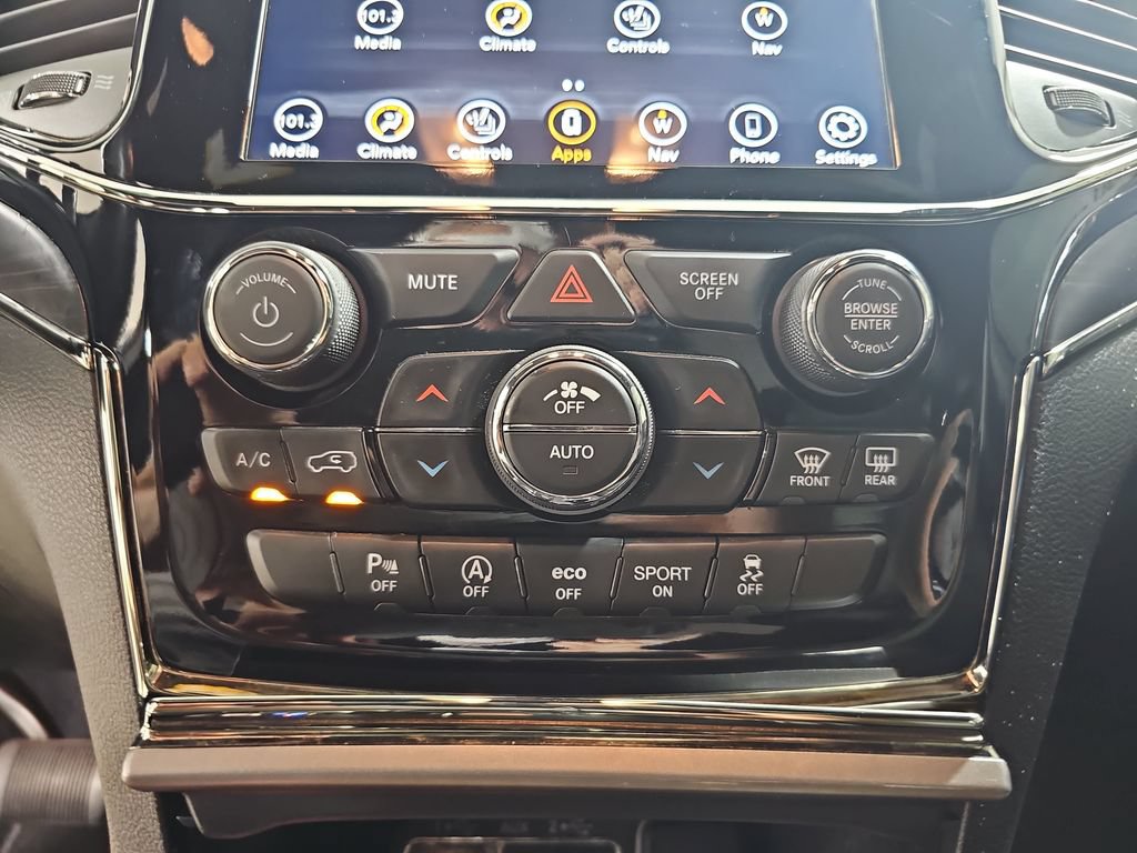 Used 2020 Jeep Grand Cherokee Limited X AWD/4WD image 27