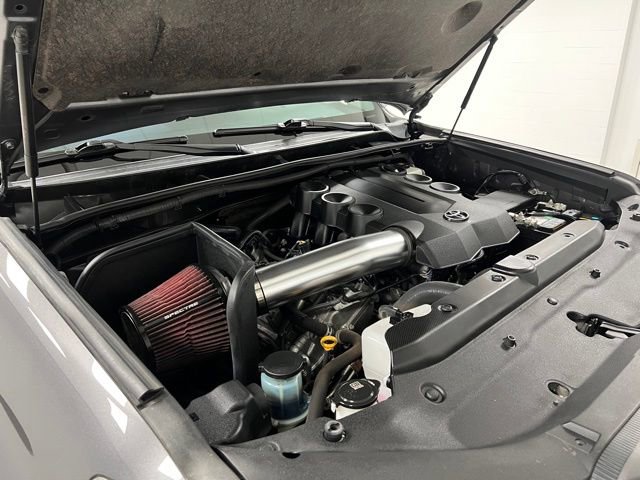Used 2019 Toyota 4Runner SR5 image 57