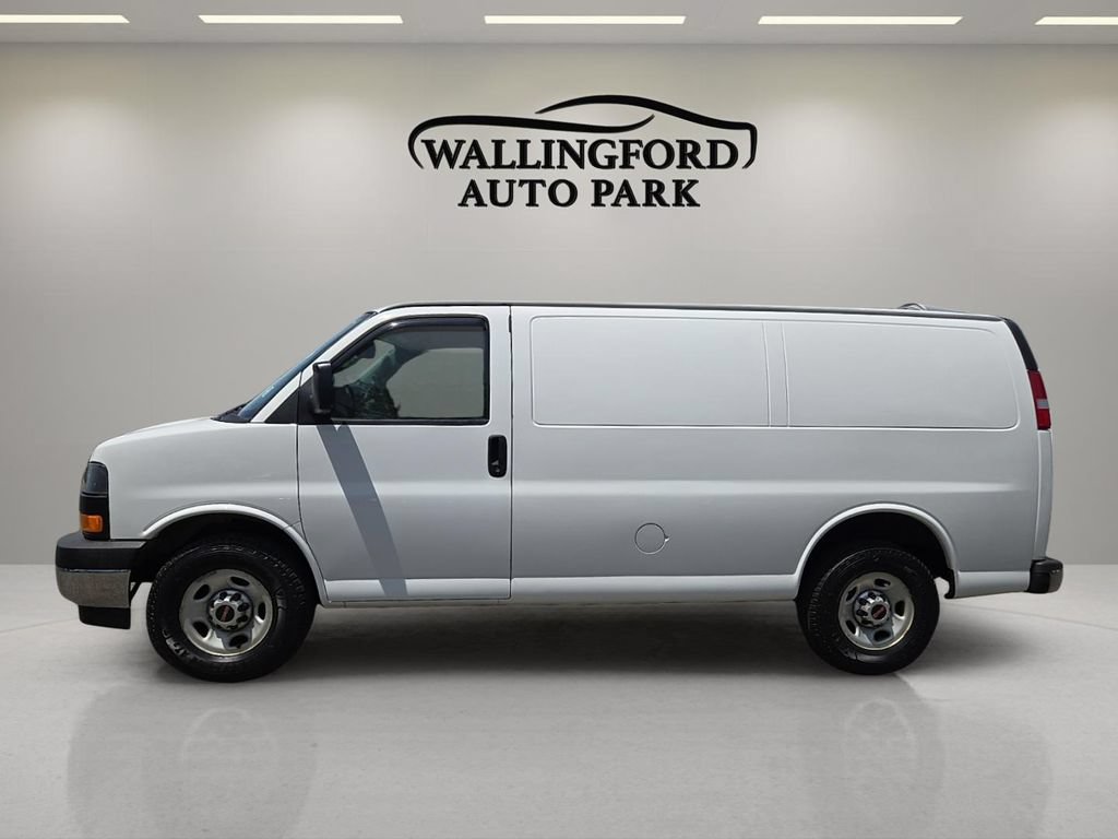 Used 2017 GMC Savana 2500 RWD image 7